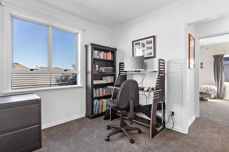 25 Surrey Street Solway_15