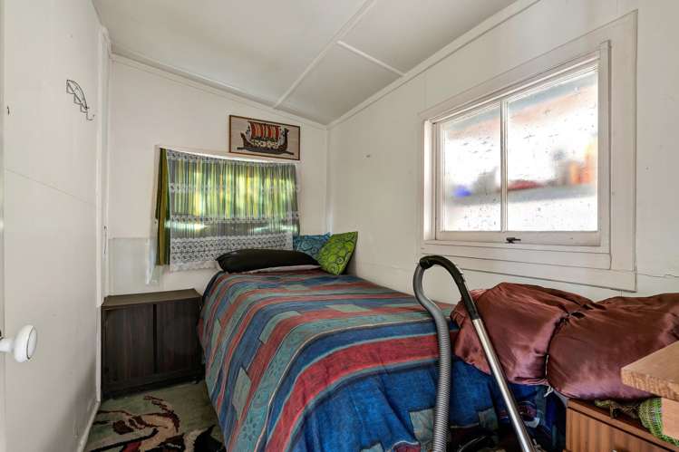 82 Railway Street Eltham_12