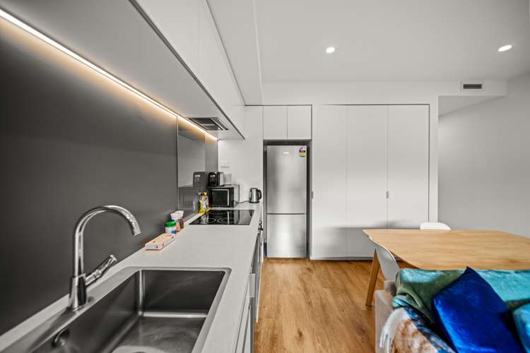 15/6 Waverley Street Sydenham_5