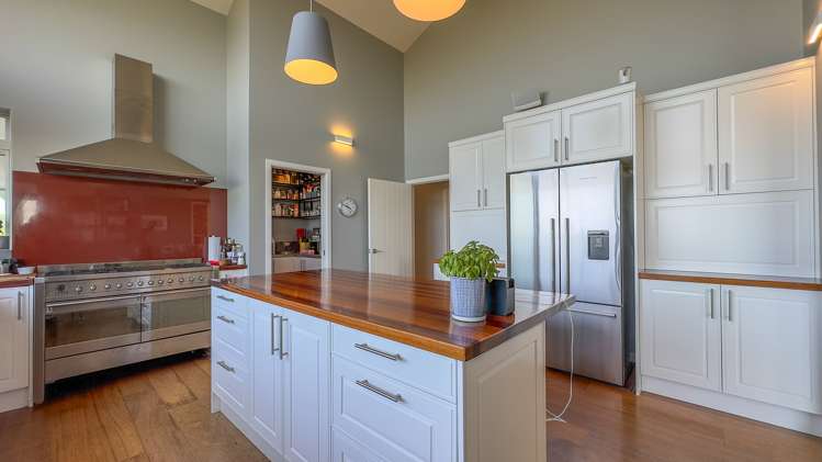 670 Findlay Road Miranda_5