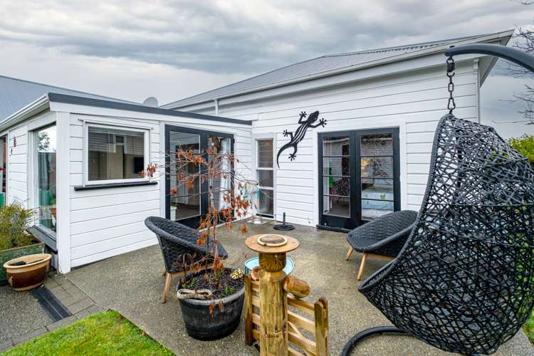 215 Church Street West End_16