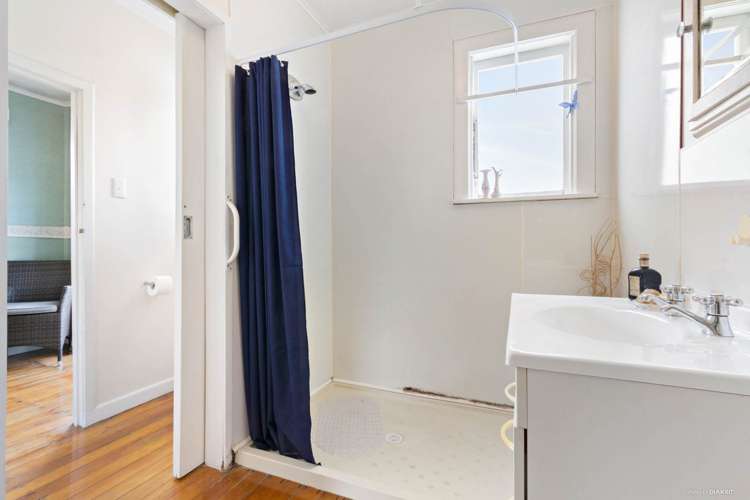 1/4 Ambler Avenue Glen Eden_9