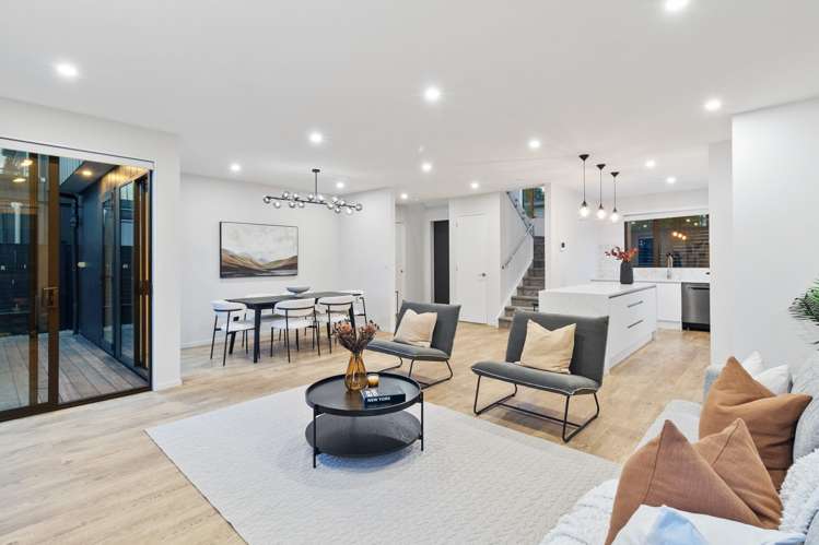 7 Walford Road Point Chevalier_9