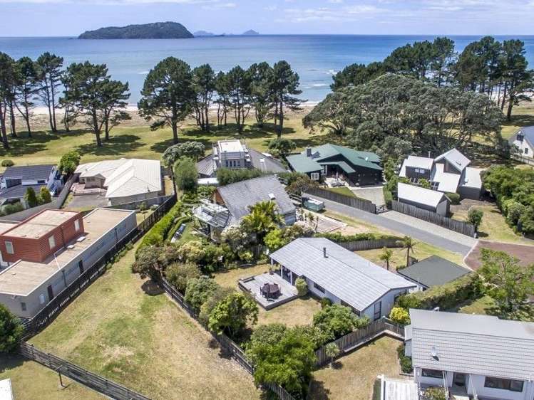 7 Courtney Close Pauanui_36