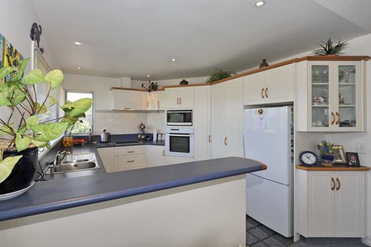 130 Aldinga Avenue Stoke_7