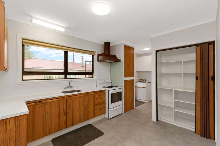 2/11 Miles Avenue Papatoetoe_7