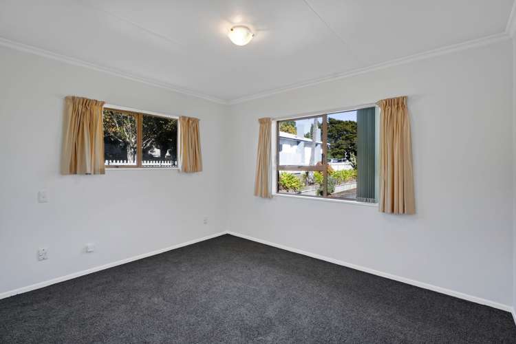 2/43 Mangorei Road Strandon_23