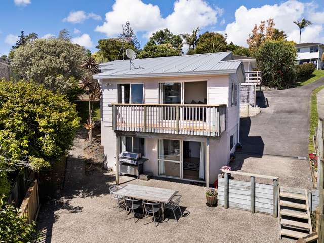 2/28A Tamahere Drive Glenfield_2