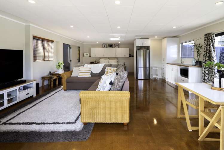 4 Sarah Place Farm Cove_23