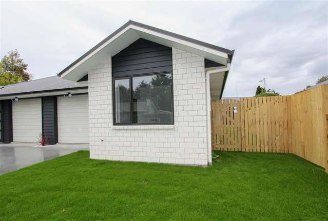 2/8A Rutherford Street 1053_1