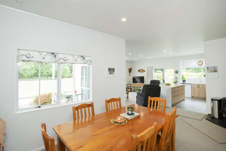 63 Ngakoroa Road Ormond_6