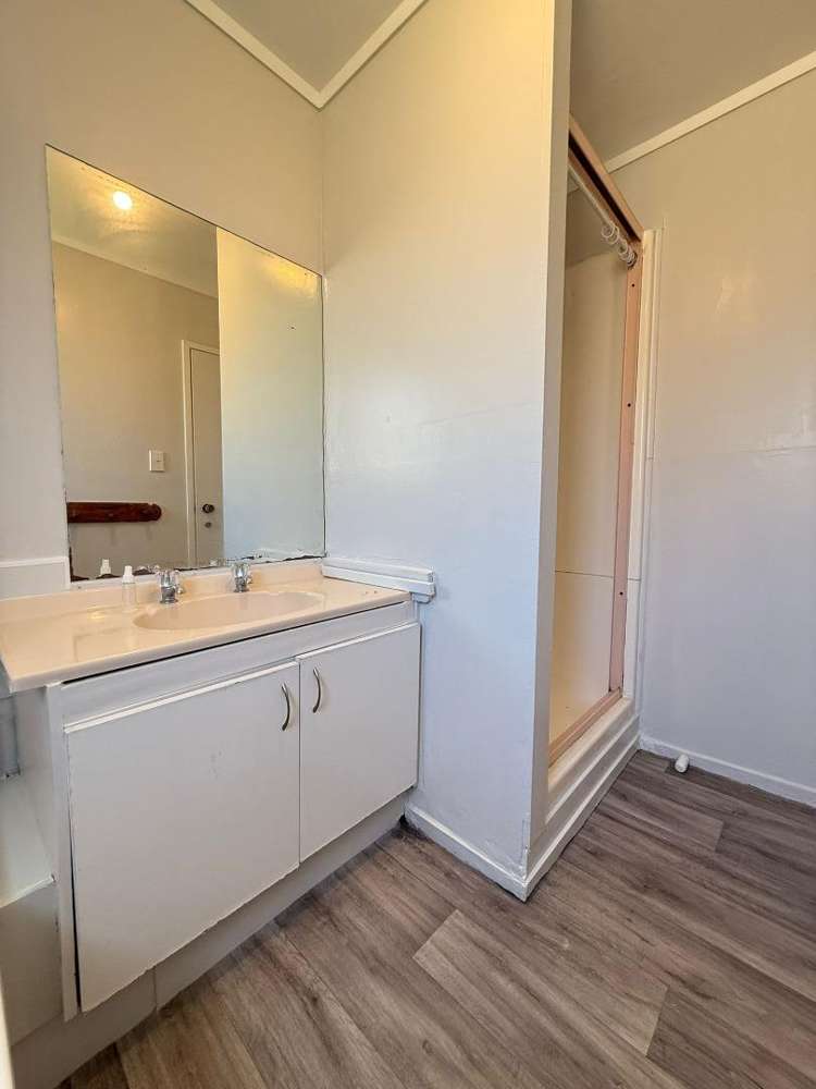 2/6 Trimdon Street 2334_5