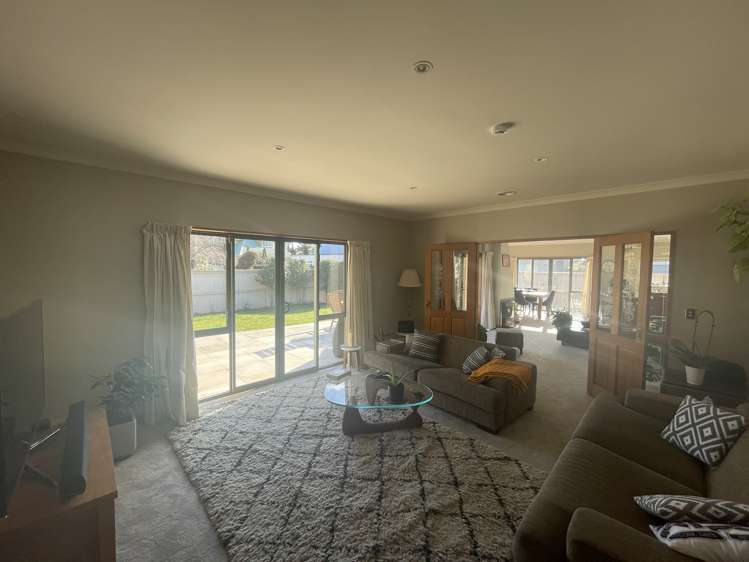 128 Lake Terrace Road Burwood_7