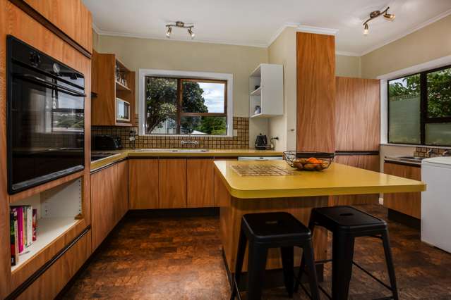 1 Bay Drive Titahi Bay_1