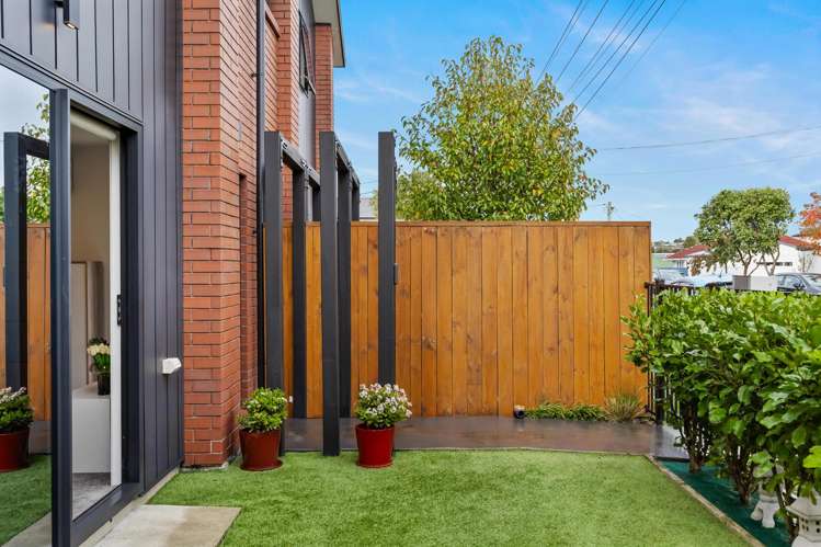 2/19 Karamu Street Te Atatu Peninsula_17