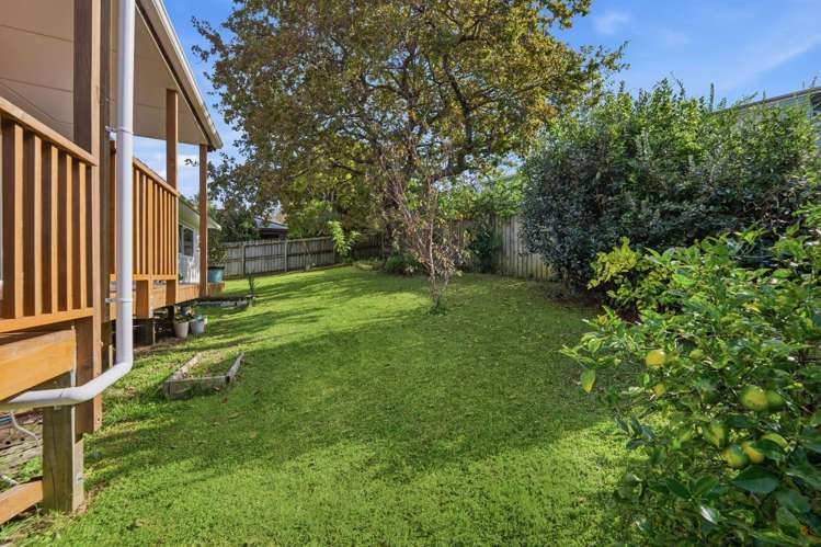 21b Taurus Crescent Beach Haven_12