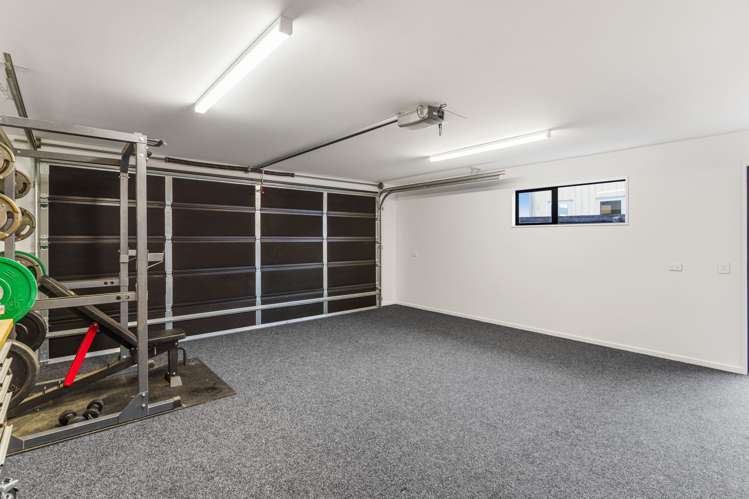 196 Southfield Drive Lincoln_22