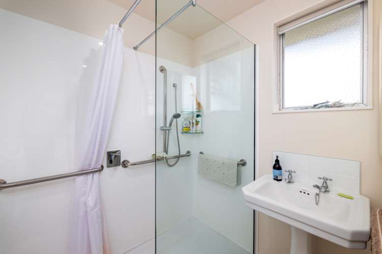 1/57 Beach Road North New Brighton_7