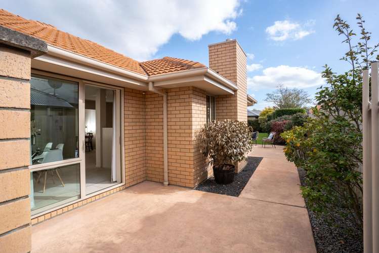 8 Bayliss Close Northwood_30