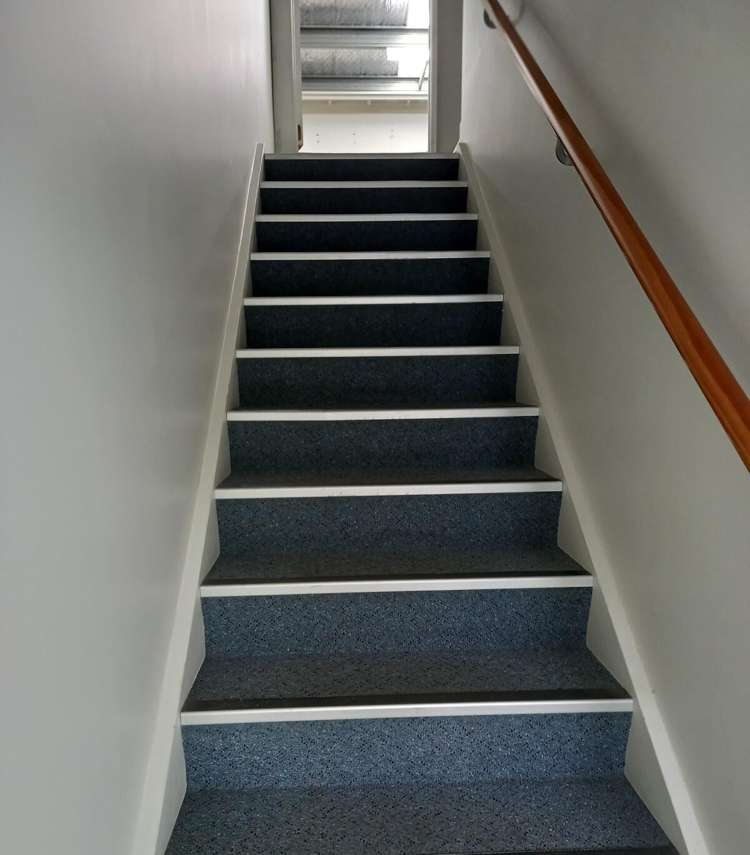 9c Airborne Road Albany_8