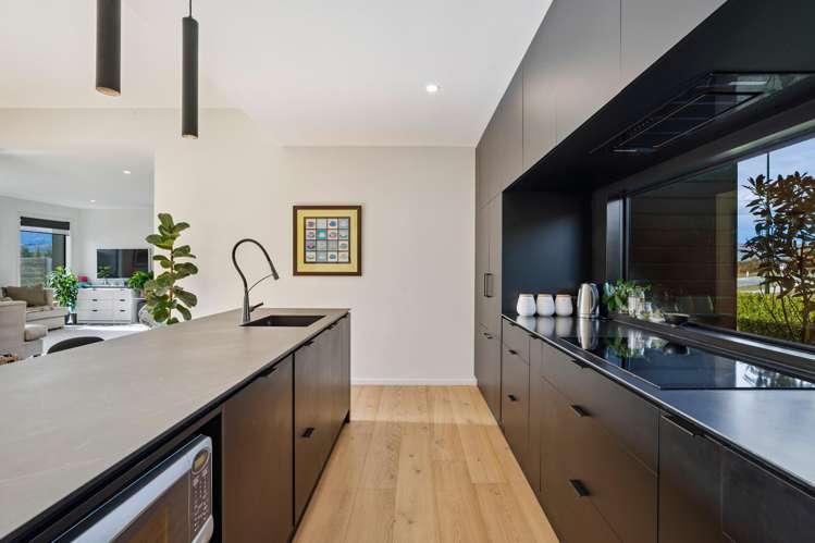 4 Pounamu Avenue Wanaka_6