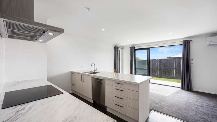 19 Tahuna Minhinnick Drive_3