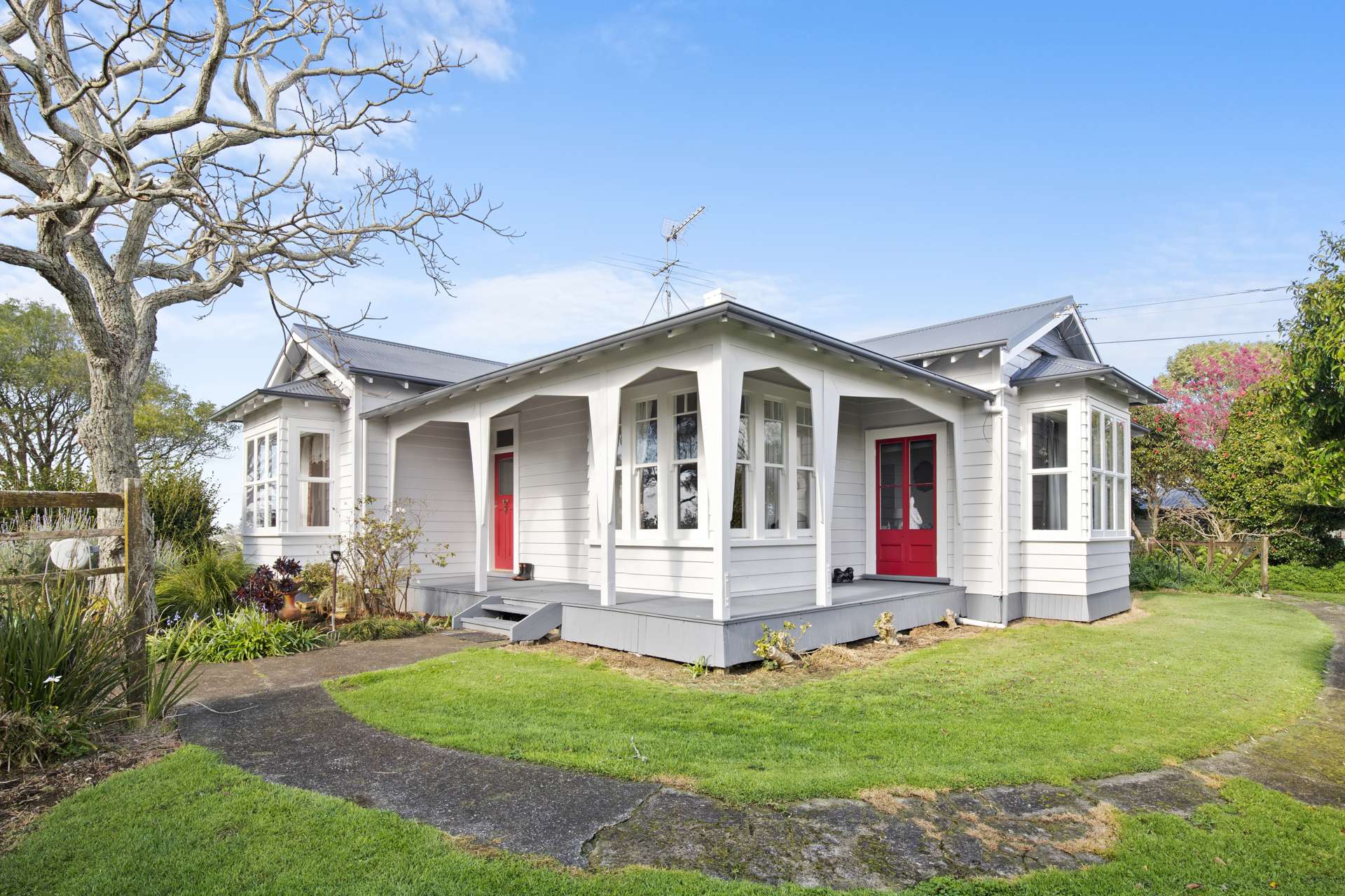 1085 Awhitu Road Waiuku_0