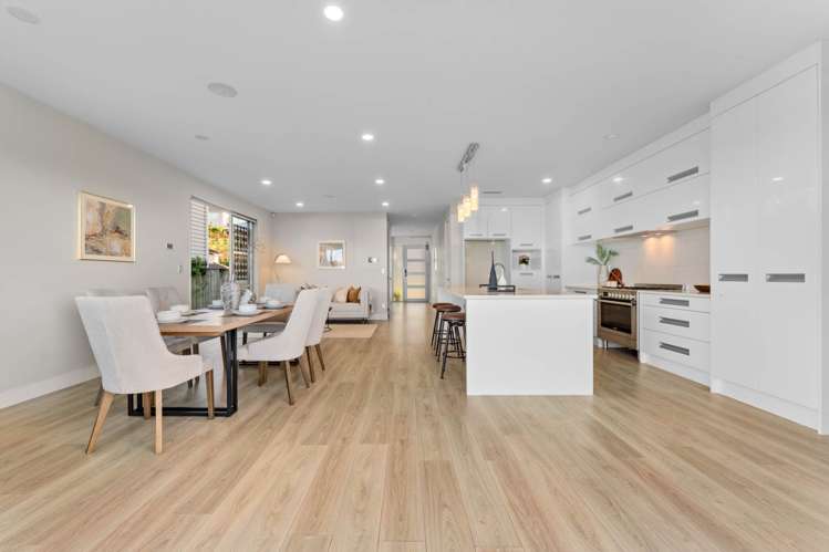 16 Ormonde Drive Silverdale_2