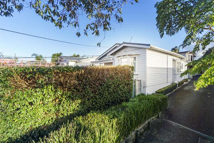 50 Kiwi Road Point Chevalier_44