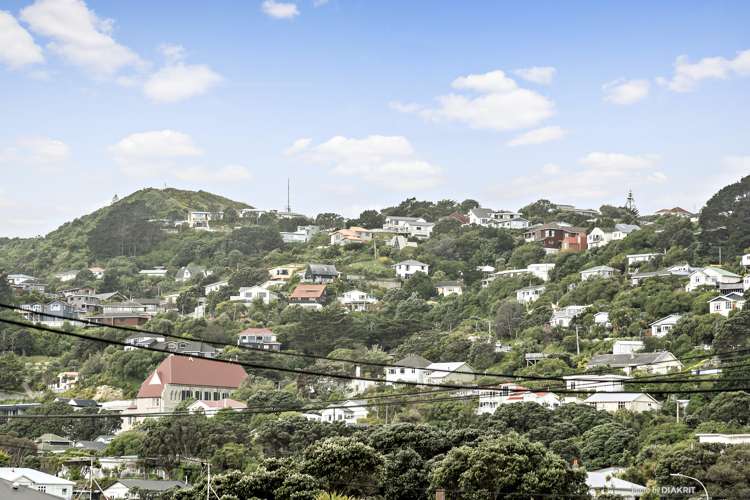 3/74 Derwent Street Island Bay_13