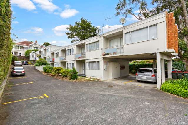 9/48 Esplanade Road Mount Eden_1