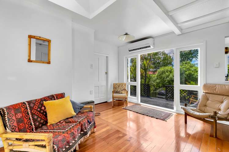 33 Premier Avenue Point Chevalier_10