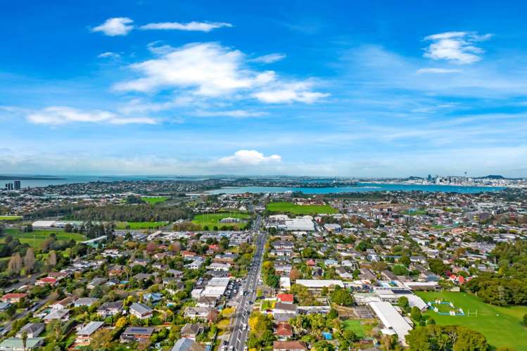 2/13a Evelyn Place Hillcrest_17