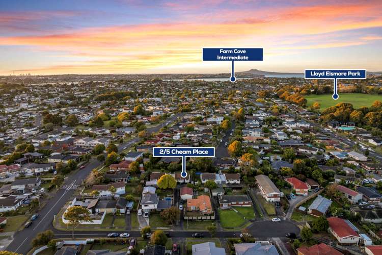 2/5 Cheam Place Pakuranga Heights_12