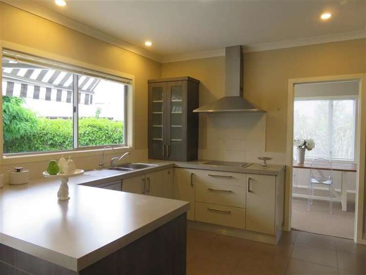 98 Russell Robertson Drive Havelock North_2