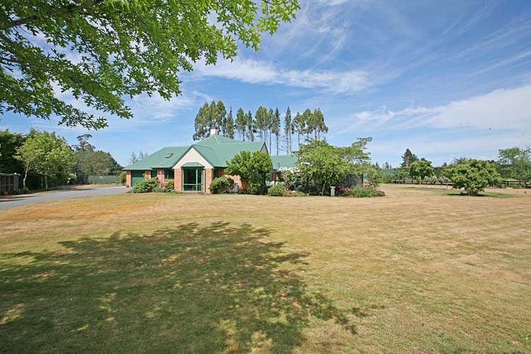 2/135 Johnson Road West Melton_32