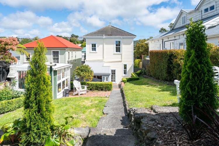 33 Grove Road Kelburn_18