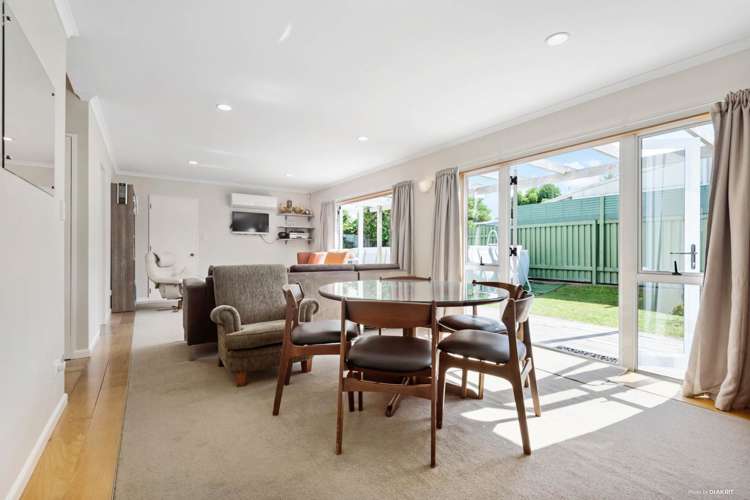 7a Stokes Avenue Te Atatu Peninsula_10