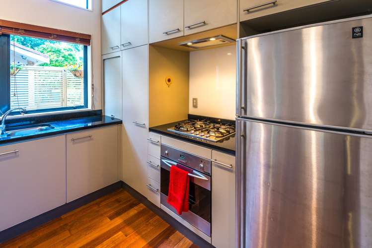 18a Howe Street Howick_25