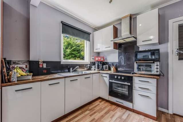 2/82 Wellington Street 10728_1