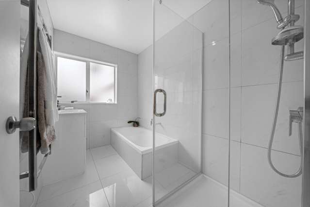 2/154 East Coast Road Forrest Hill_2