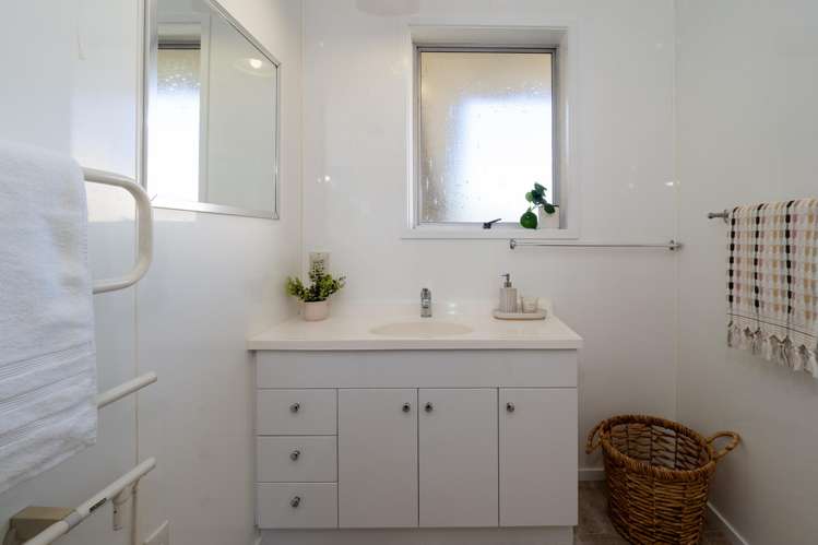 13 Mcelrea Place Allenton_28