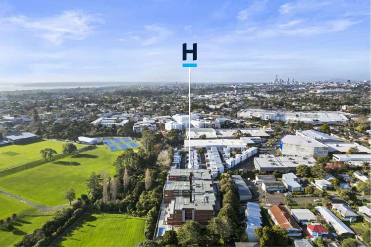 210/4 Wagener Place Mount Albert_13