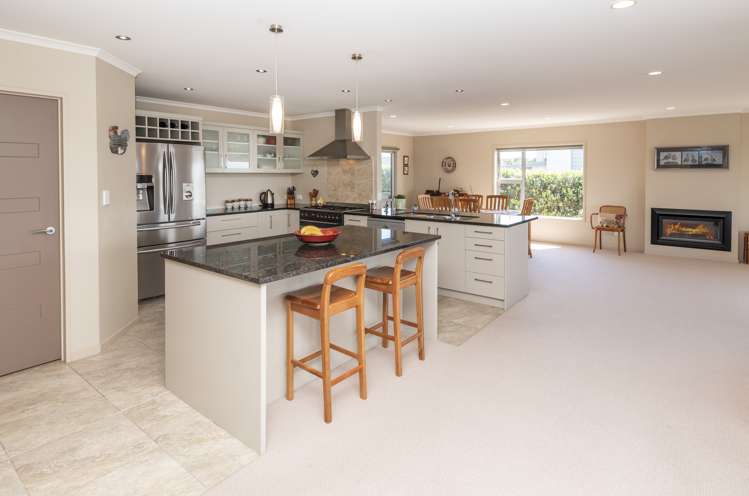 10 Liberty Crescent Beachlands_10