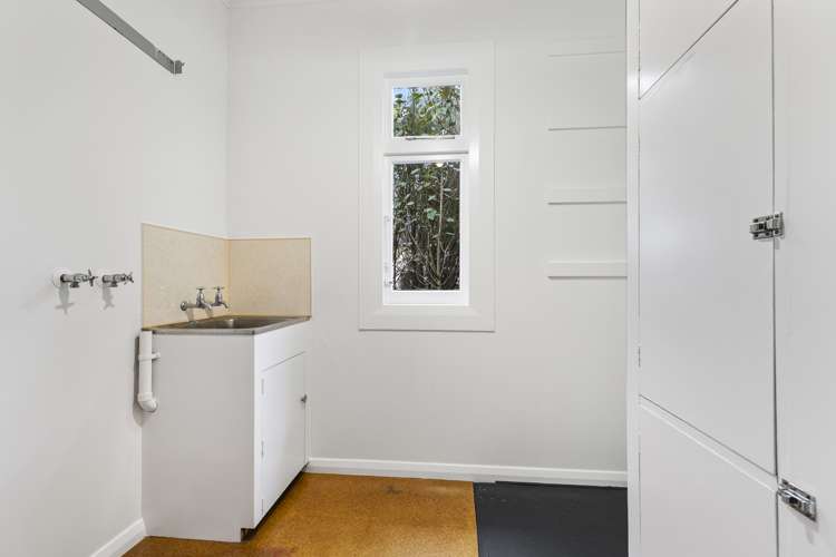 22 North Street Petone_12