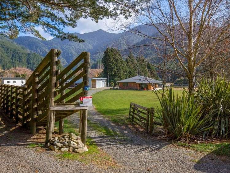 758 Wakamarina Road Havelock_2