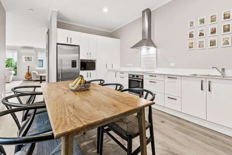 12 Kerewhenua Crescent Hobsonville_4