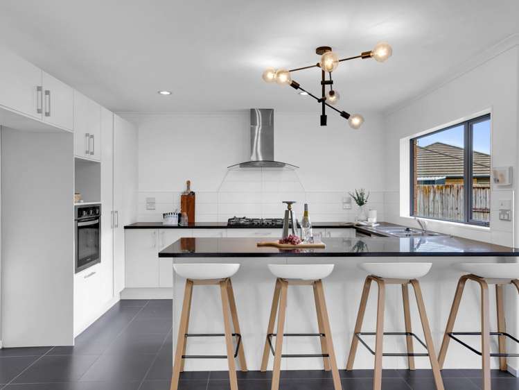 11 Wessex Place Rototuna North_5