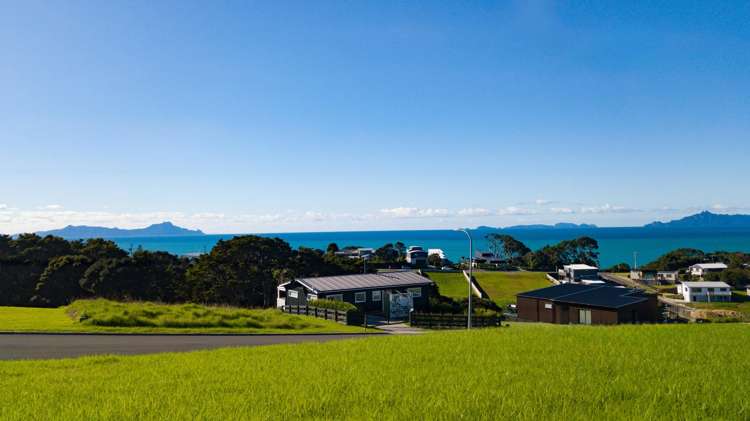 8 Starlight Place Langs Beach_6