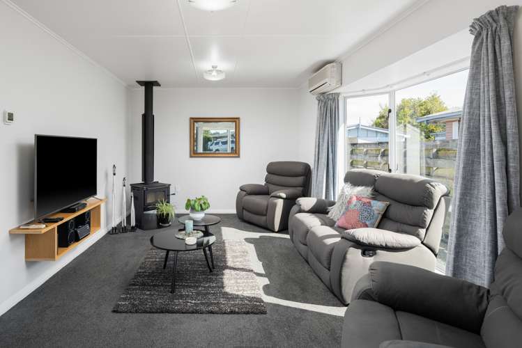 8 Houghton Crescent Redwoodtown_5